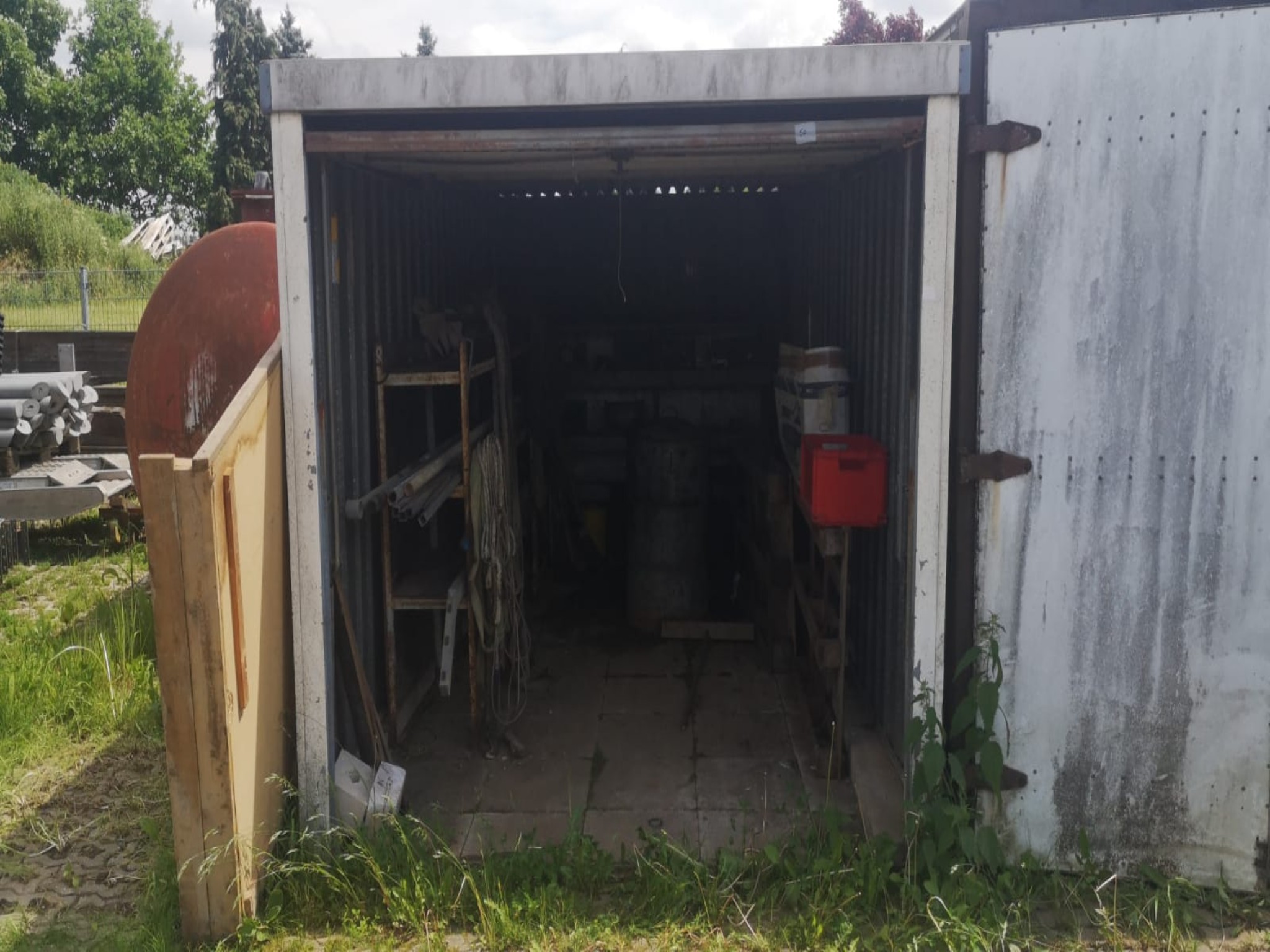 Fertiggarage